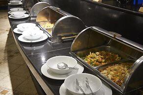 Long Beach Garden Hotel and Pavilions