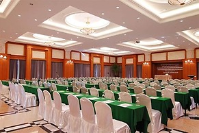 Long Beach Garden Hotel and Pavilions