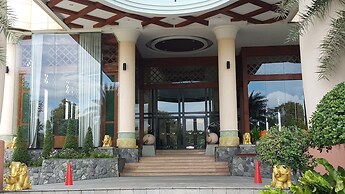 Long Beach Garden Hotel and Pavilions