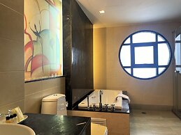 Long Beach Garden Hotel and Pavilions