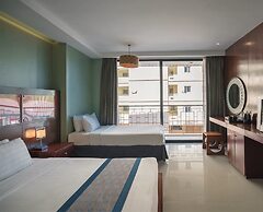 Long Beach Garden Hotel and Pavilions