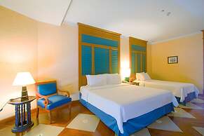 Long Beach Garden Hotel and Pavilions