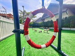 Long Beach Garden Hotel and Pavilions