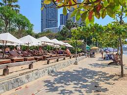 Long Beach Garden Hotel and Pavilions