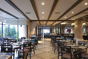 Long Beach Garden Hotel and Pavilions