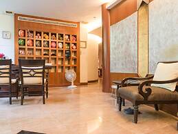 Long Beach Garden Hotel and Pavilions