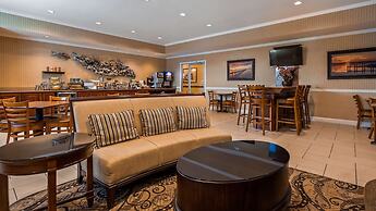 Best Western Plus Easton Inn & Suites