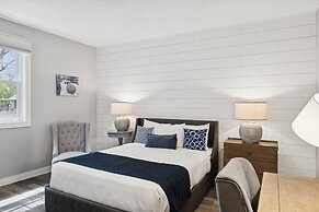 Airlie Hotel
