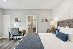 Airlie Hotel
