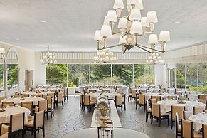 Airlie Hotel