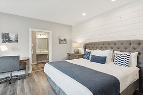 Airlie Hotel