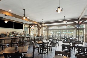 Airlie Hotel