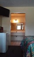 Summer Breeze Motel