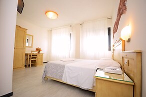 Hotel Clinton