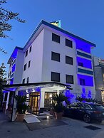 Hotel Clinton