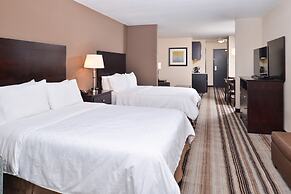 Holiday Inn Express Hotel & Suites Emporia Northwest by IHG