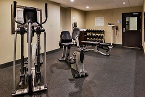 Holiday Inn Express Hotel & Suites Emporia Northwest by IHG