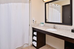 Holiday Inn Express Hotel & Suites Emporia Northwest by IHG