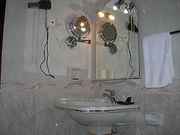 Khalifa Executive Suites