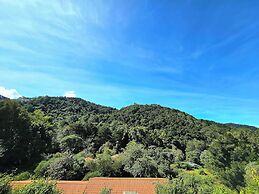 Hotel de Montaña Suria