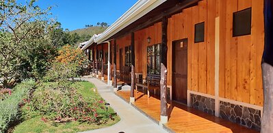 Hotel de Montaña Suria