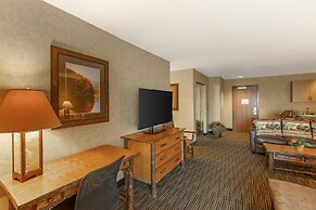 Best Western Plus Kelly Inn & Suites