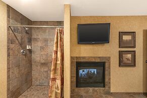 Best Western Plus Kelly Inn & Suites