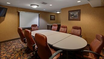 Best Western Plus Kelly Inn & Suites
