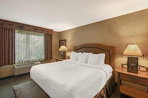 Best Western Plus Kelly Inn & Suites