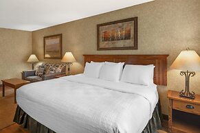 Best Western Plus Kelly Inn & Suites