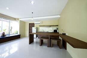 The Living Pool Villas