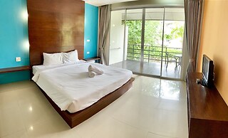 The Living Pool Villas