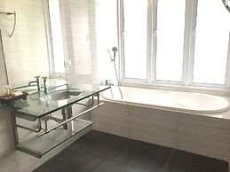 The Living Pool Villas