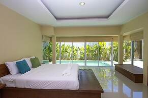 The Living Pool Villas