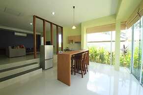 The Living Pool Villas