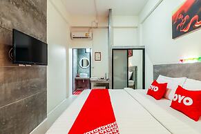 OYO 412 7 Days Hotel