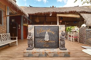 Brothers Bungalows Balangan