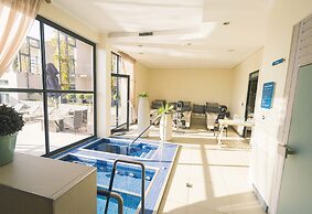 Blue Diamond Boutique Hotel