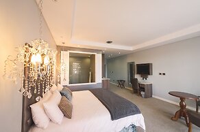 Blue Diamond Boutique Hotel