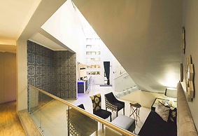 Blue Diamond Boutique Hotel