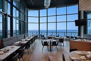 Herbert Samuel Okeanos Suites Herzilya