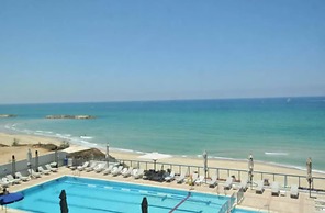 Herbert Samuel Okeanos Suites Herzilya