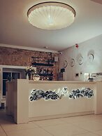 Moon Garden Boutique Hotel