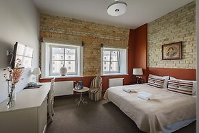 Moon Garden Boutique Hotel