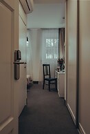 Moon Garden Boutique Hotel