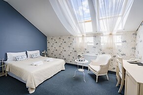 Moon Garden Boutique Hotel