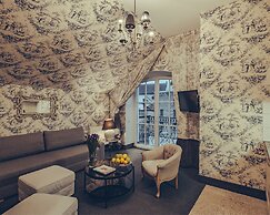 Moon Garden Boutique Hotel