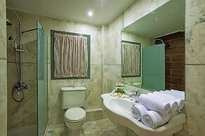 Core Hotel Polychrono