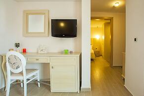 Core Hotel Polychrono