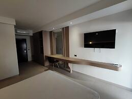 Core Hotel Polychrono